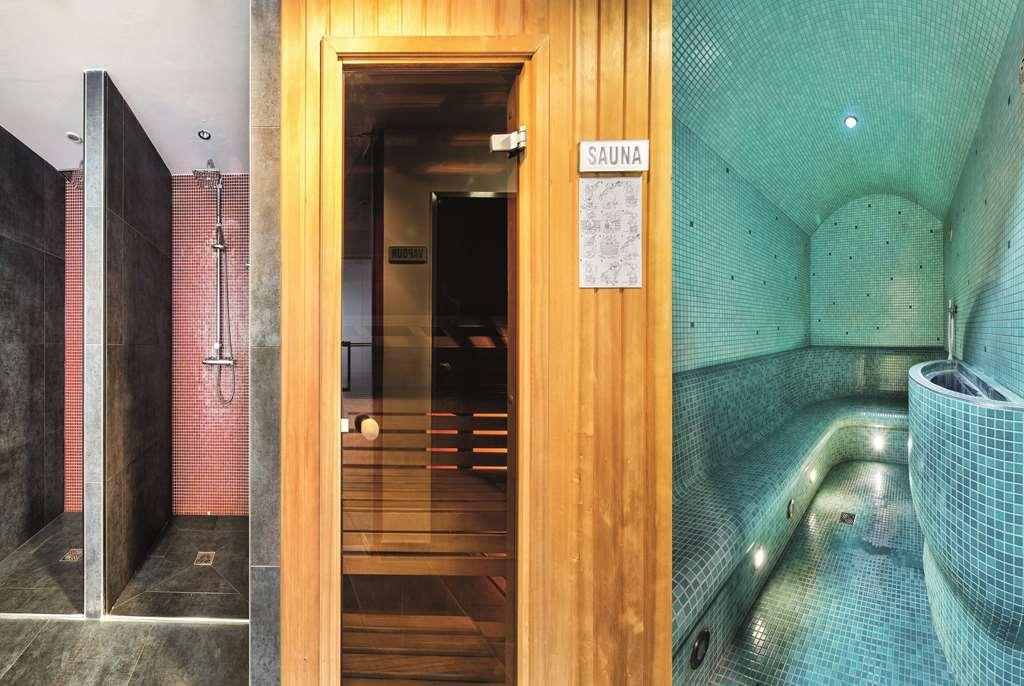 Vienna House Easy By Wyndham Hotel 4*