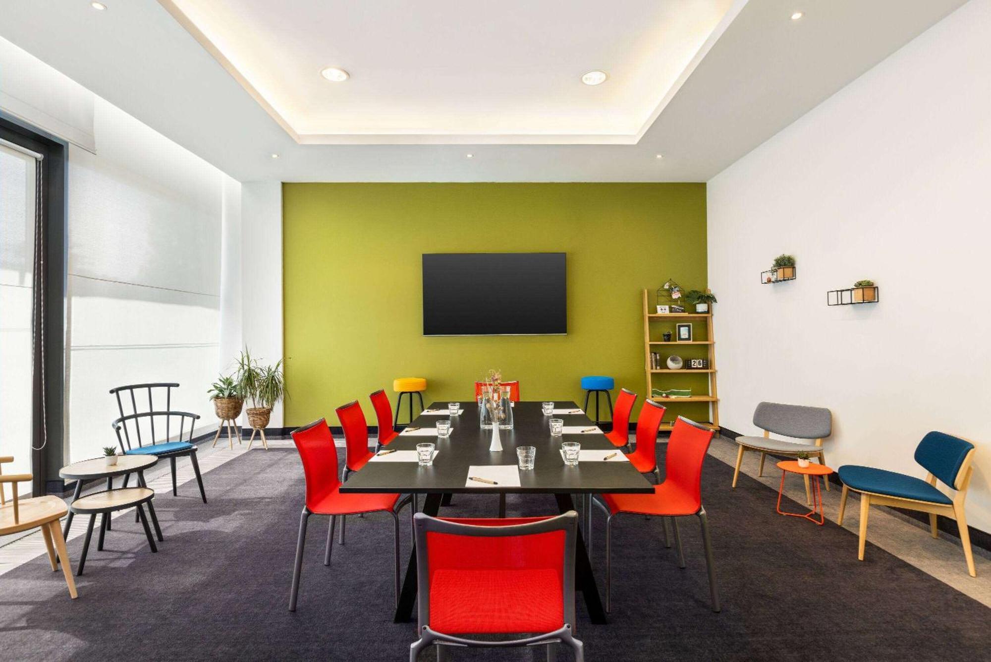 Hotel Vienna House Easy By Wyndham 4*