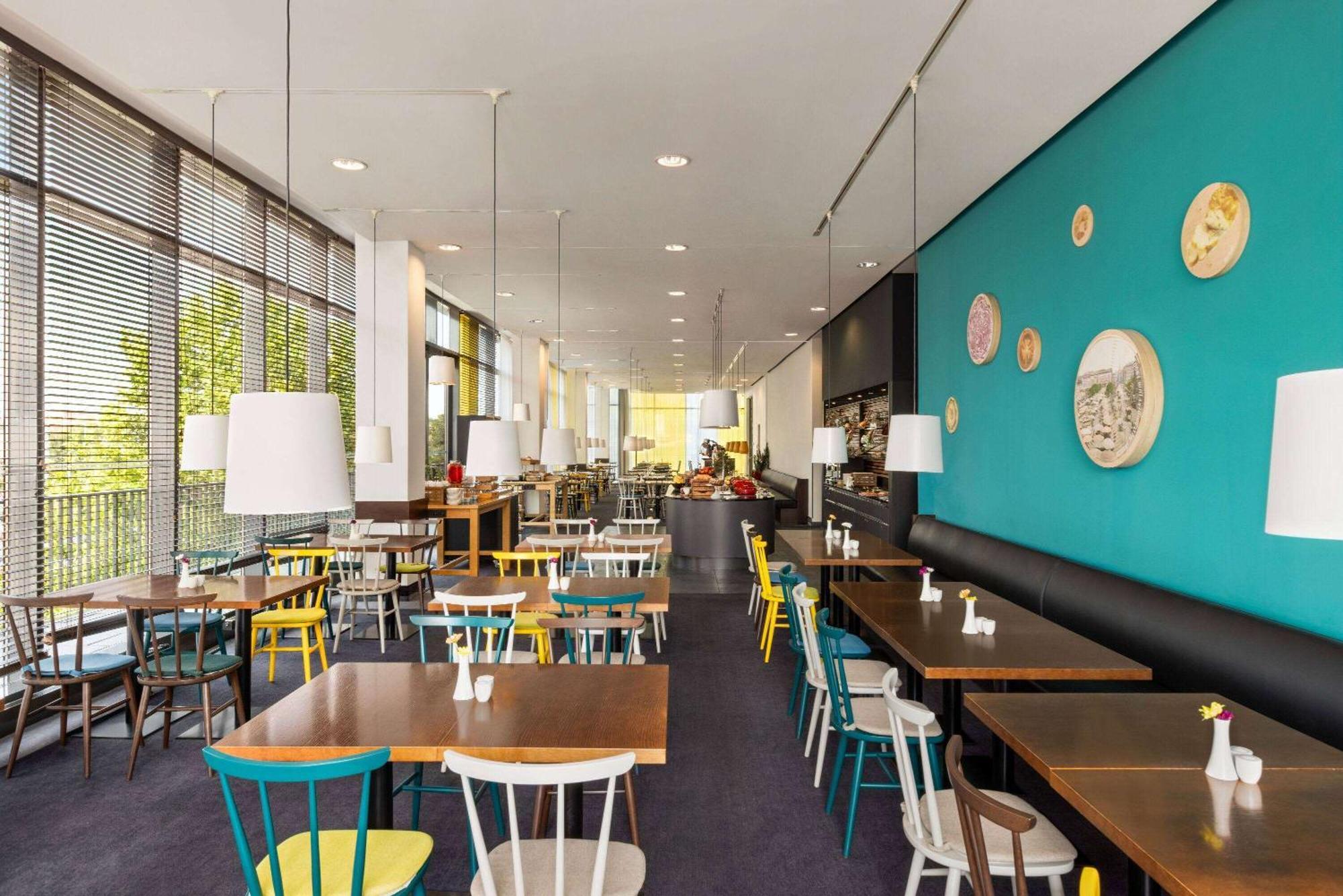 Vienna House Easy By Wyndham Hotel 4*