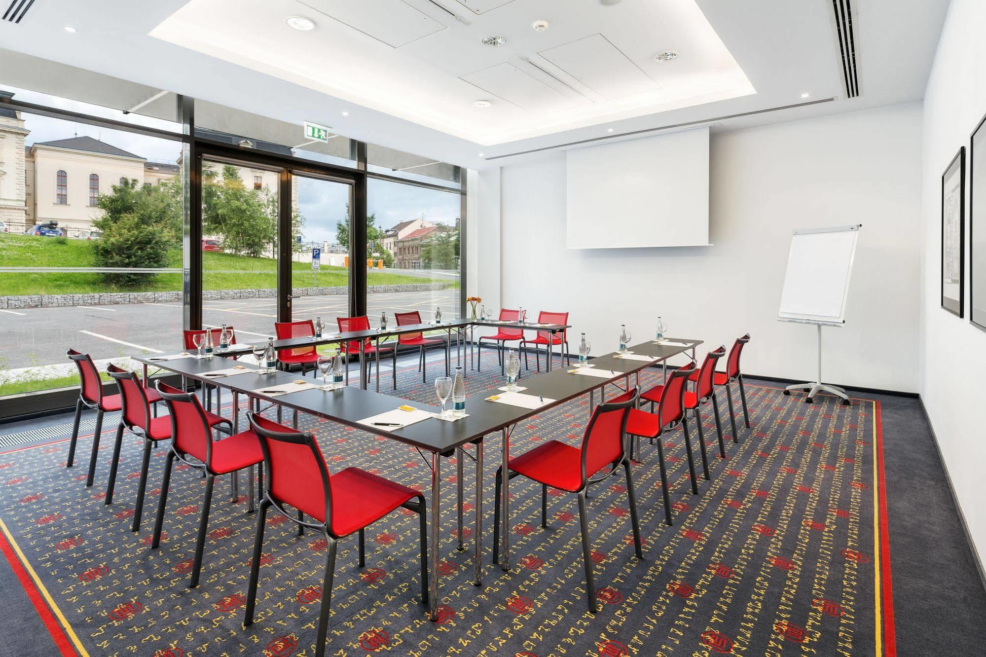 Hotel Vienna House Easy By Wyndham 4*